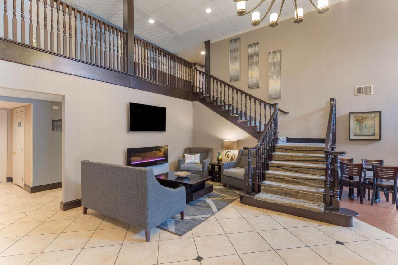 فندق أند سويت بست ويسترن بلس راسلفيل Russellville المظهر الخارجي الصورة